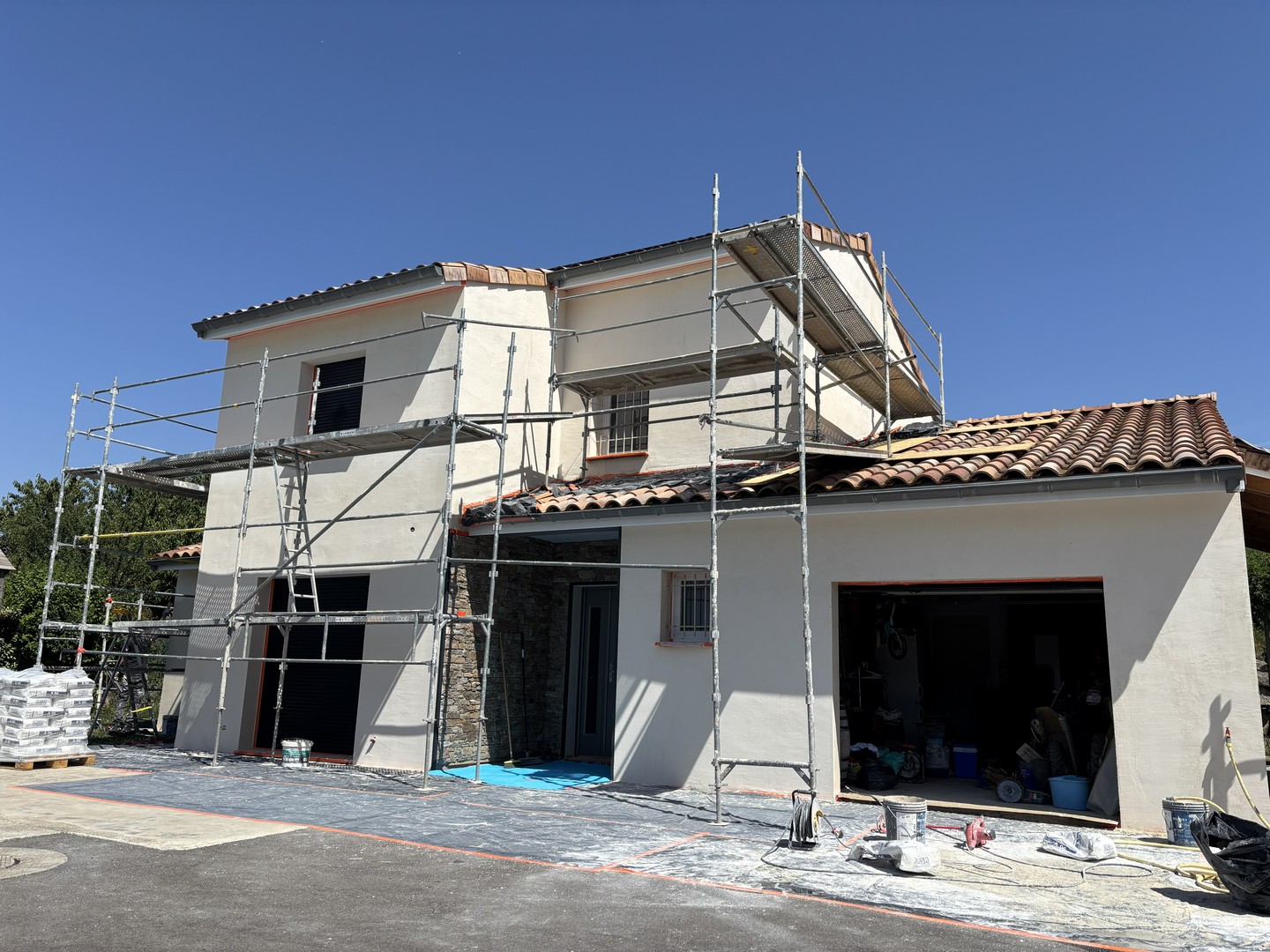 Ravalement de façade Valence Façadier dans la Drôme (26)